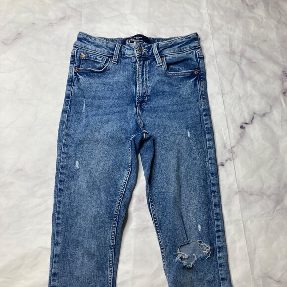 Gap High Rise Universal Legging Jeans Womens Size 2/26 Skinny Distressed - Picture 2 of 5